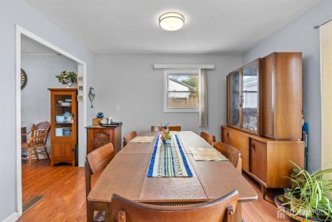 5 W Arthur Place Iselin NJ 08830