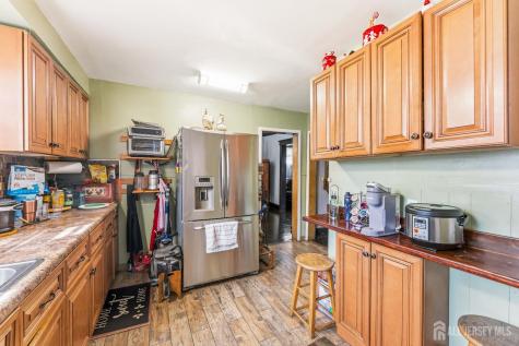 239 Walnut Street Dunellen NJ 08812
