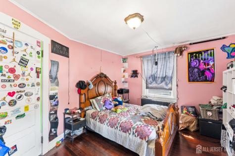 239 Walnut Street Dunellen NJ 08812