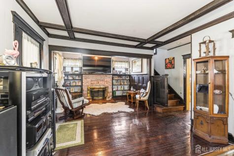 239 Walnut Street Dunellen NJ 08812