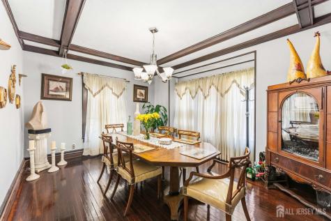 239 Walnut Street Dunellen NJ 08812