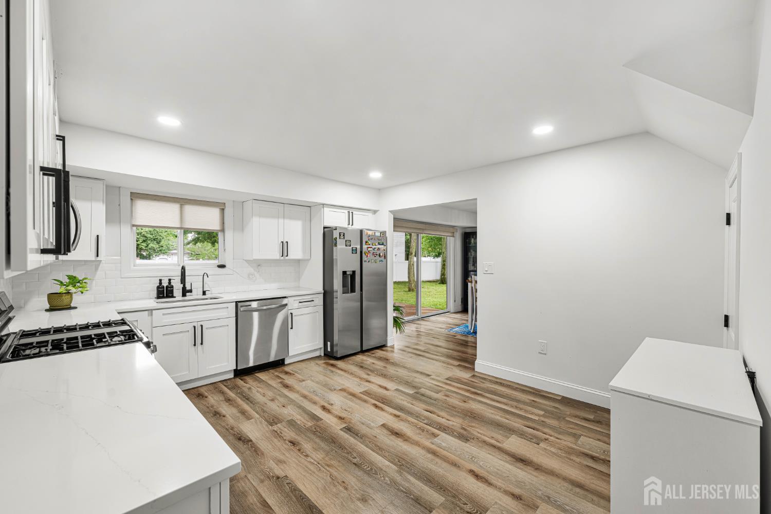 23 Pittsburgh Avenue Piscataway NJ 08854