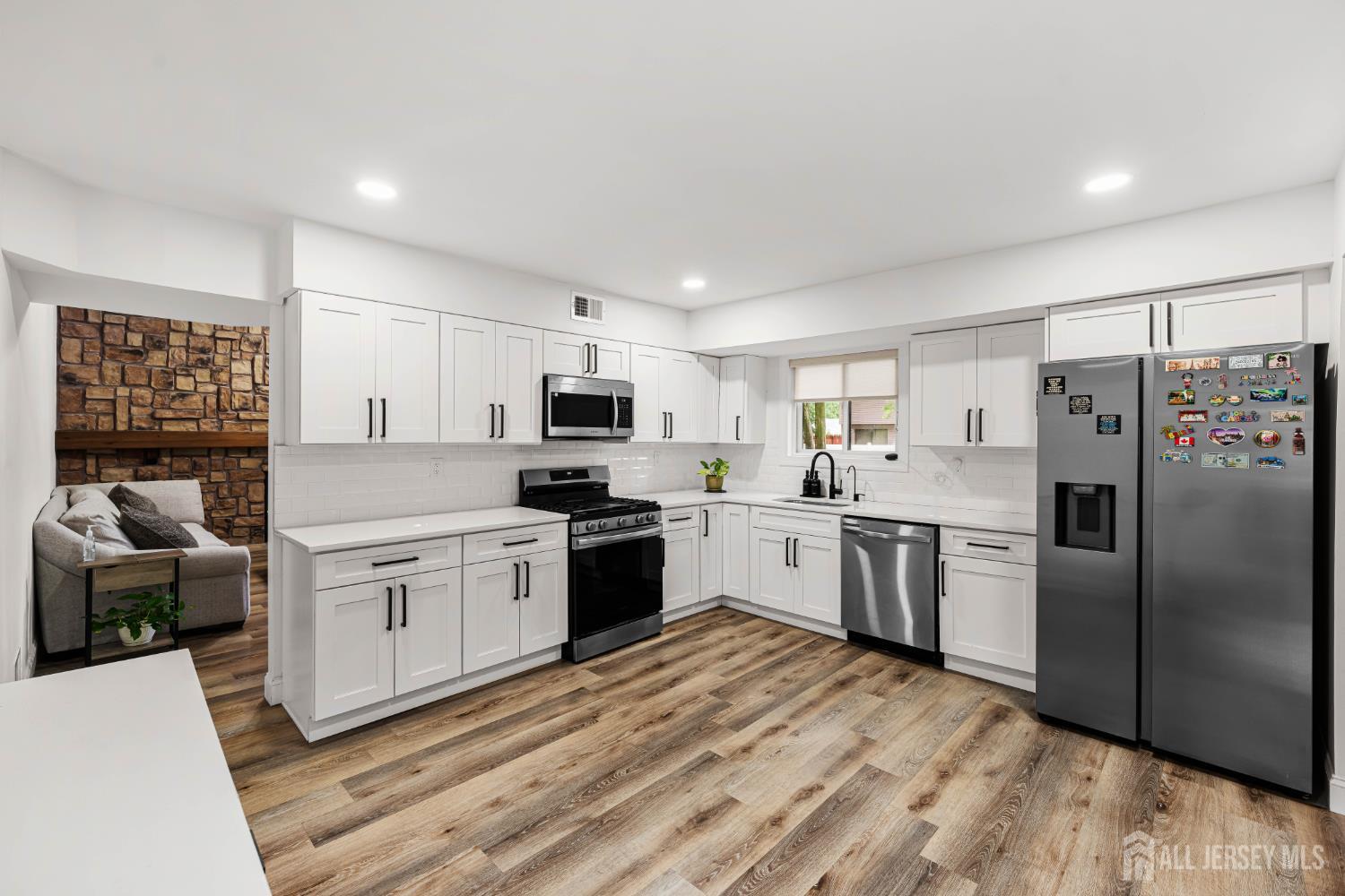 23 Pittsburgh Avenue Piscataway NJ 08854
