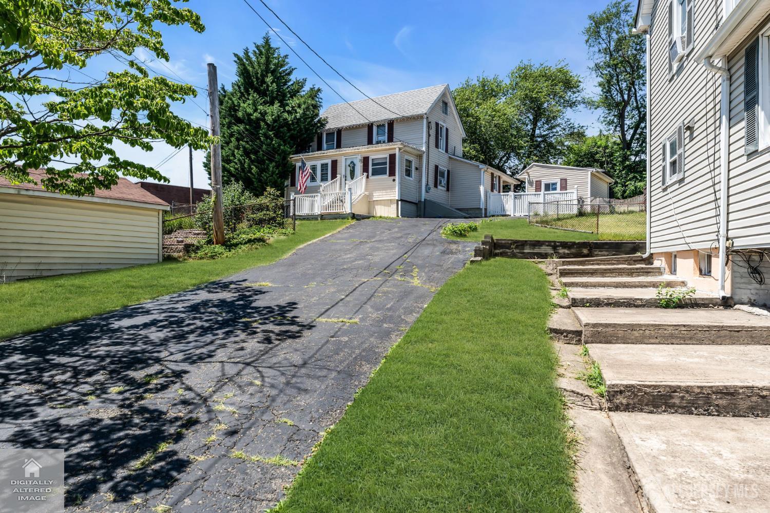 13 Hensler Lane Sayreville NJ 08872