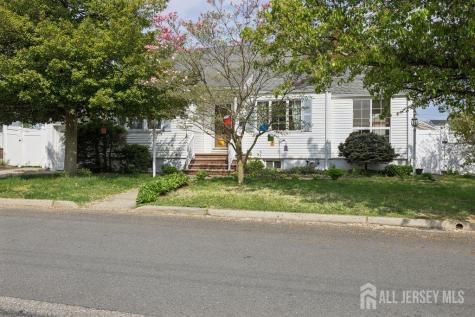 190 Parker Street Sayreville NJ 08879