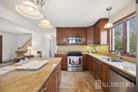 190 Parker Street Sayreville NJ 08879