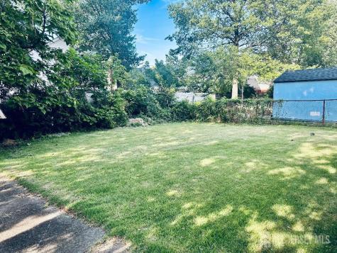 41 W Henry Place W Iselin NJ 08830