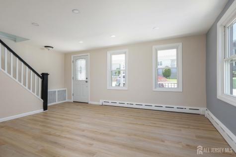 25 Dane Street Sayreville NJ 08872