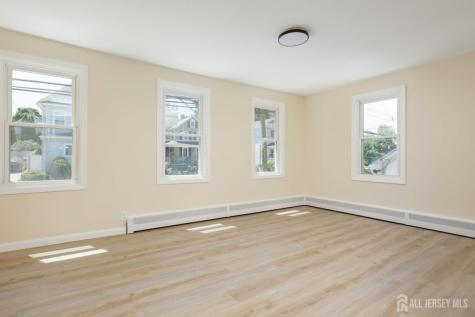 25 Dane Street Sayreville NJ 08872