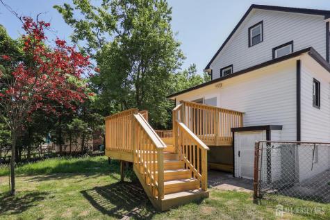 25 Dane Street Sayreville NJ 08872