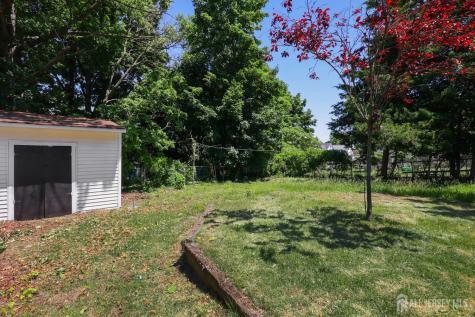 25 Dane Street Sayreville NJ 08872