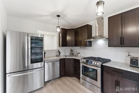 17 Edith Drive Franklin Twsp NJ 08873