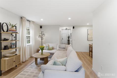 17 Edith Drive Franklin Twsp NJ 08873