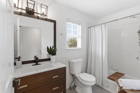 17 Edith Drive Franklin Twsp NJ 08873