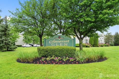 17 Edith Drive Franklin Twsp NJ 08873