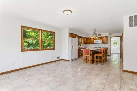 39 Kearney Road Sayreville NJ 08879