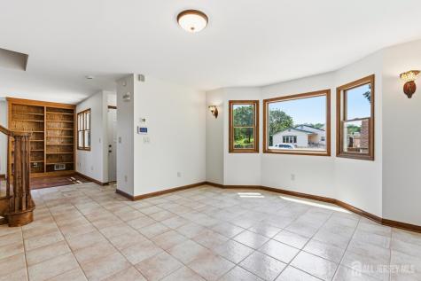 39 Kearney Road Sayreville NJ 08879