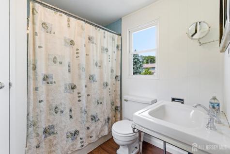 39 Kearney Road Sayreville NJ 08879