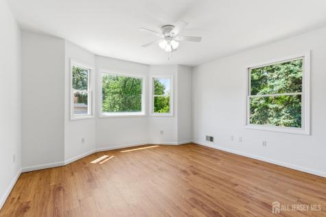 39 Kearney Road Sayreville NJ 08879