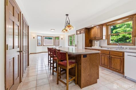 39 Kearney Road Sayreville NJ 08879