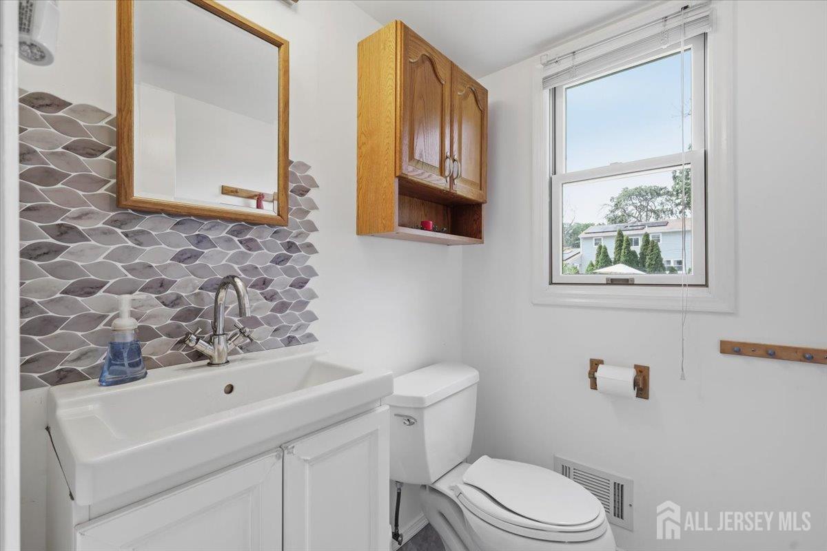 3 Winterberry Circle Piscataway NJ 08854