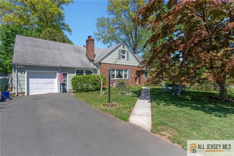 246 4th Street Dunellen NJ 08812