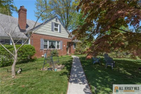 246 4th Street Dunellen NJ 08812