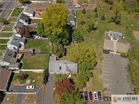 246 4th Street Dunellen NJ 08812