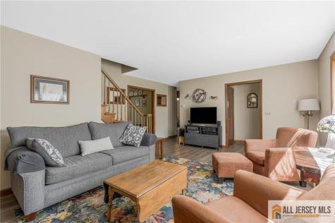 246 4th Street Dunellen NJ 08812