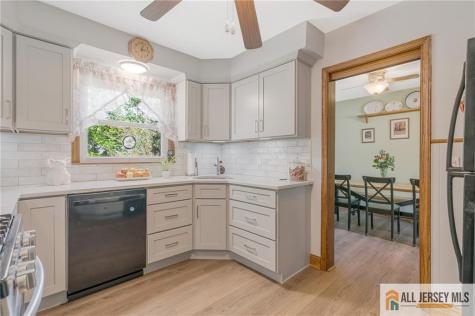 246 4th Street Dunellen NJ 08812