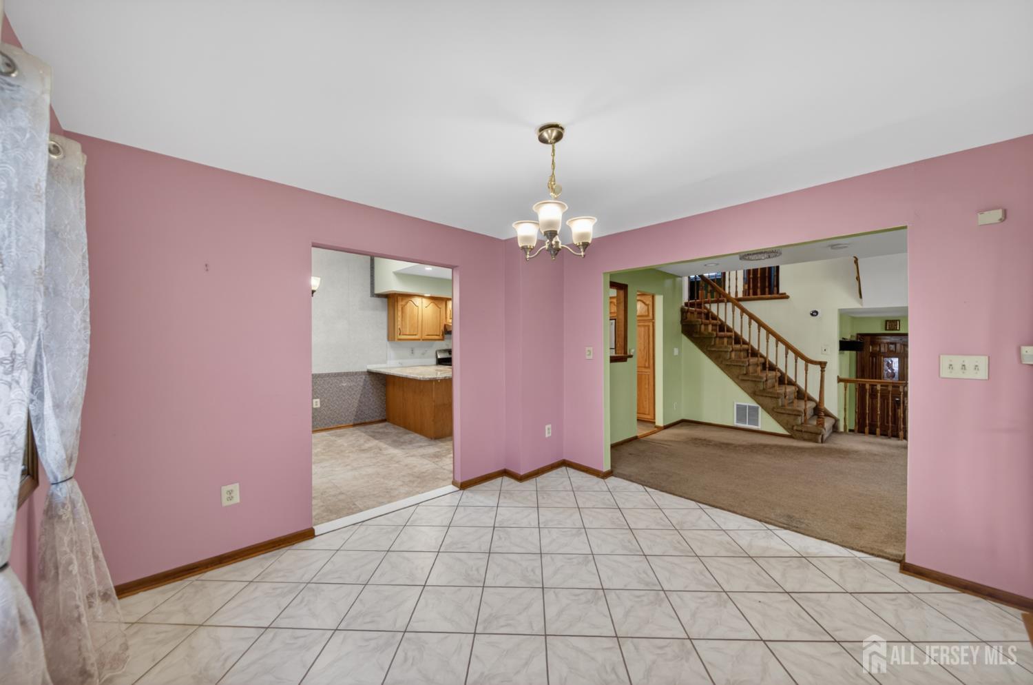 95 Pine Street Iselin NJ 08830