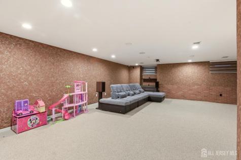 84 Drew Court Manalapan NJ 07726