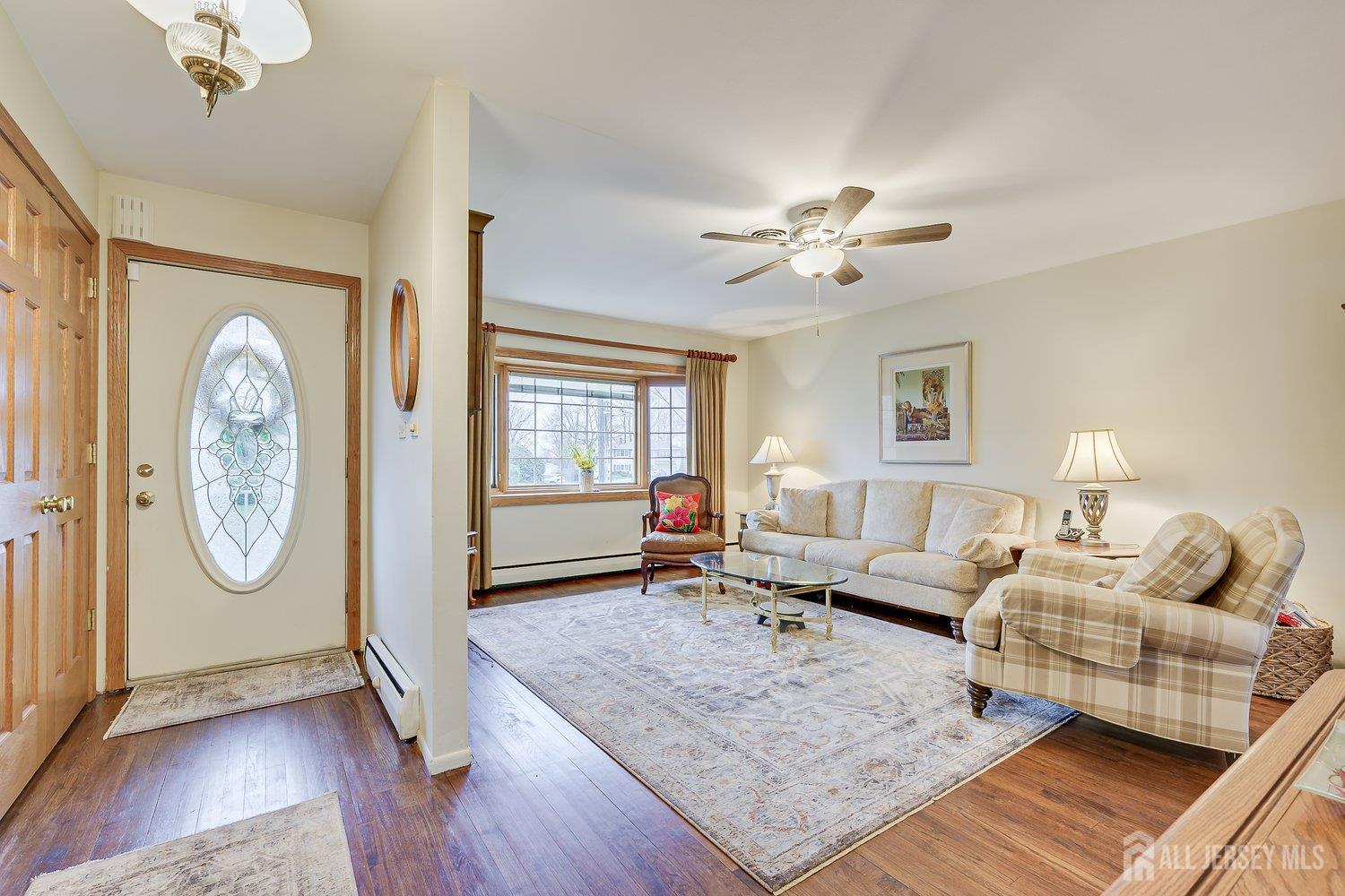 8 Adelphi Court Edison NJ 08837