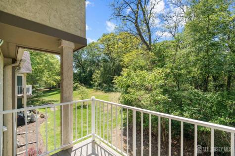 1307 Commons At Kingswood Drive East Brunswick NJ 08816