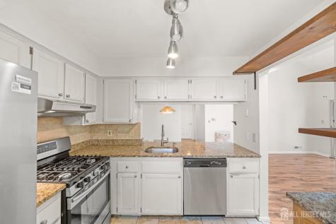 1307 Commons At Kingswood Drive East Brunswick NJ 08816