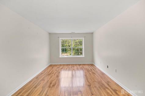 1307 Commons At Kingswood Drive East Brunswick NJ 08816