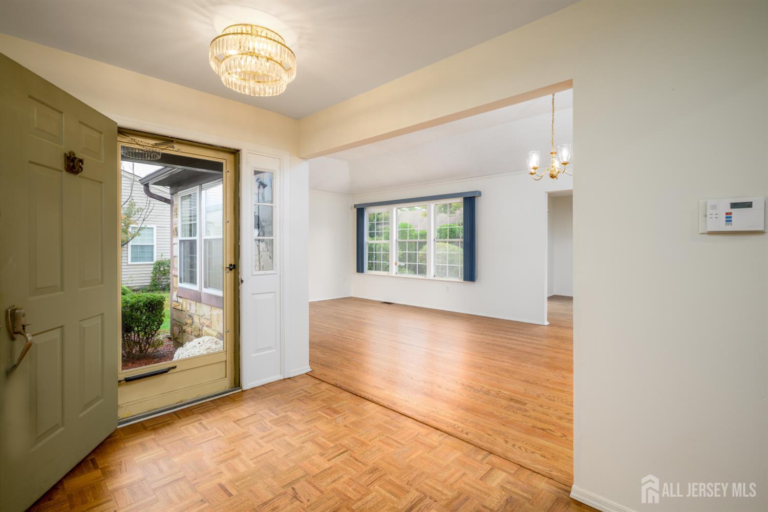13 Benjamin Franklin Drive Monroe NJ 08831