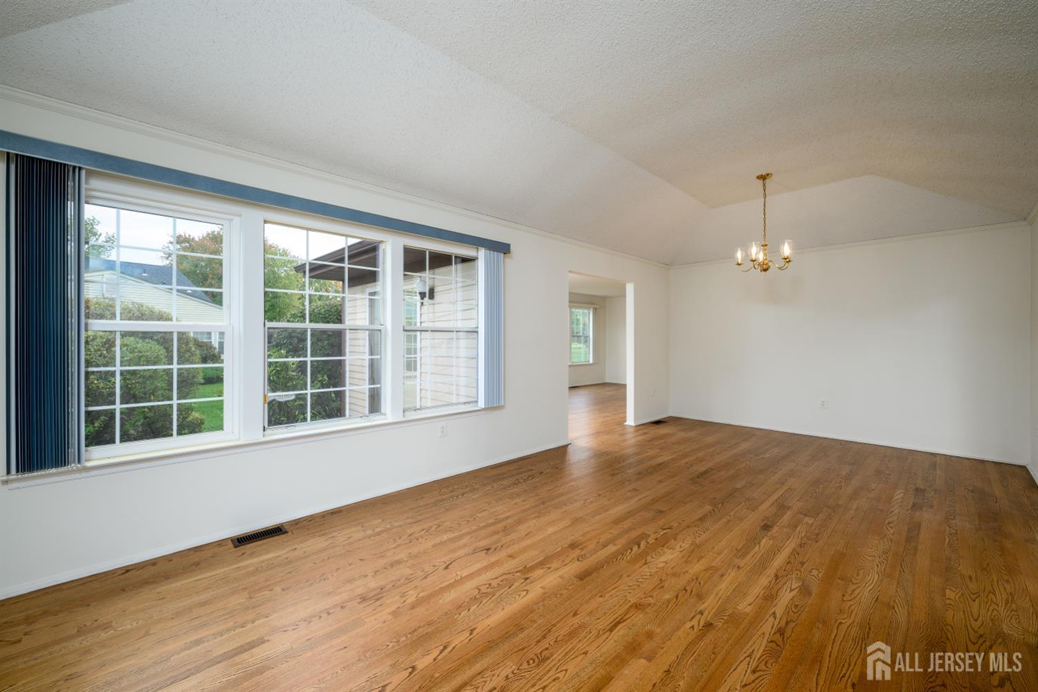 13 Benjamin Franklin Drive Monroe NJ 08831