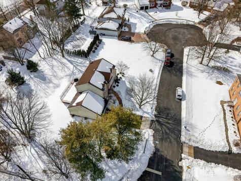 1 Joshua Court South Brunswick NJ 08824