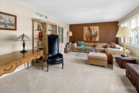 1 Joshua Court South Brunswick NJ 08824