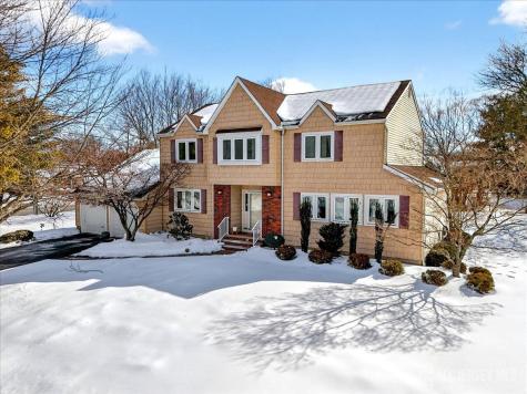 1 Joshua Court South Brunswick NJ 08824
