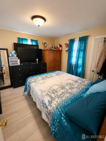 979 W 4th Street W Plainfield NJ 07063