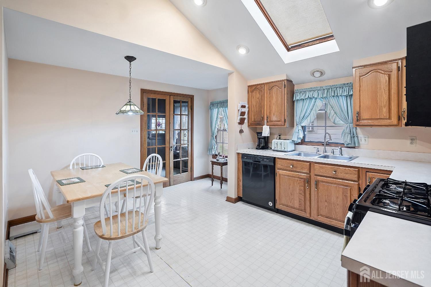309 Lincoln Avenue Hightstown NJ 08520
