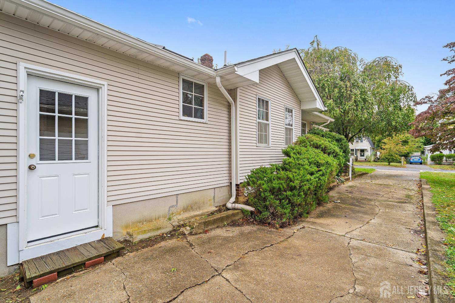 309 Lincoln Avenue Hightstown NJ 08520