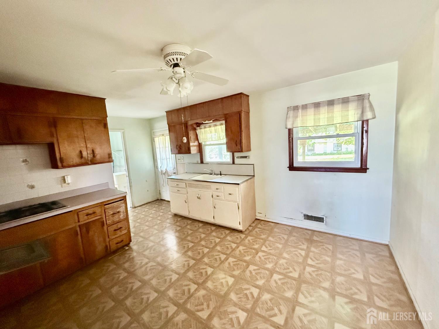 134 9th Street Piscataway NJ 08854