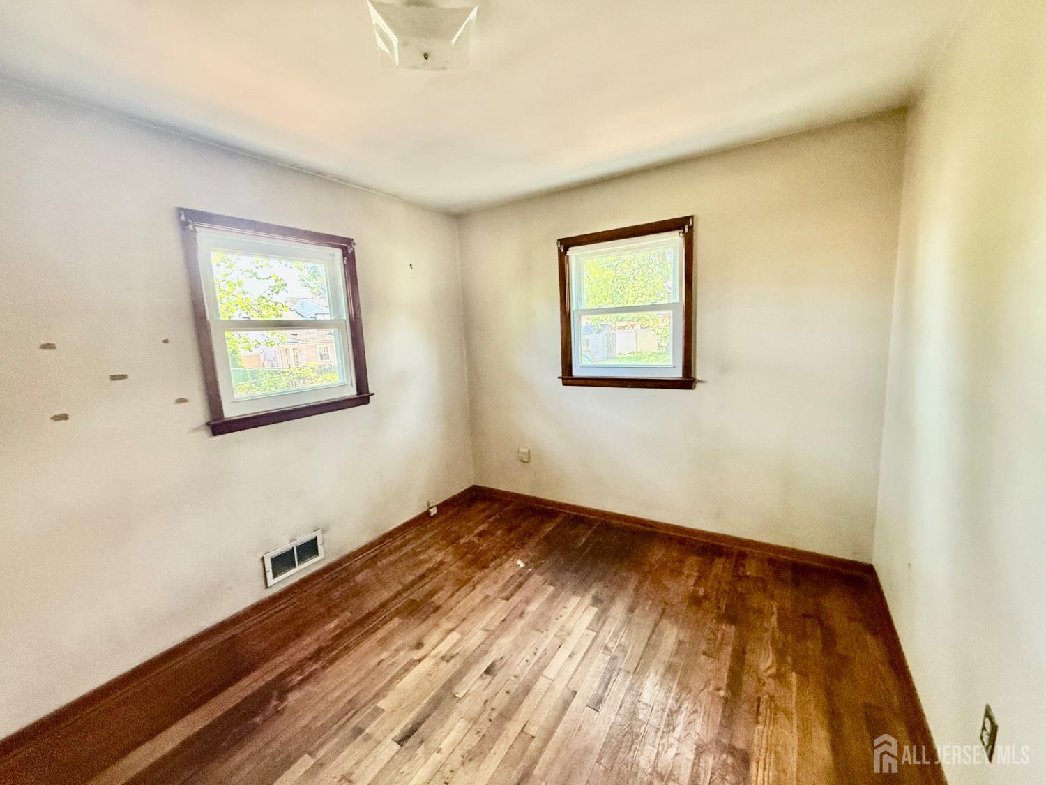 134 9th Street Piscataway NJ 08854