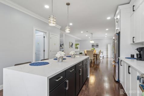 239 Suttons Lane Edison NJ 08817