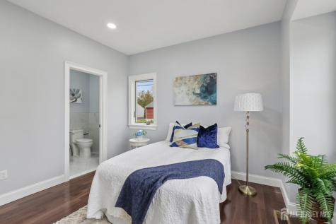 239 Suttons Lane Edison NJ 08817
