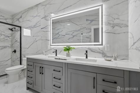 239 Suttons Lane Edison NJ 08817