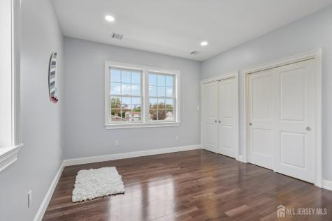 239 Suttons Lane Edison NJ 08817